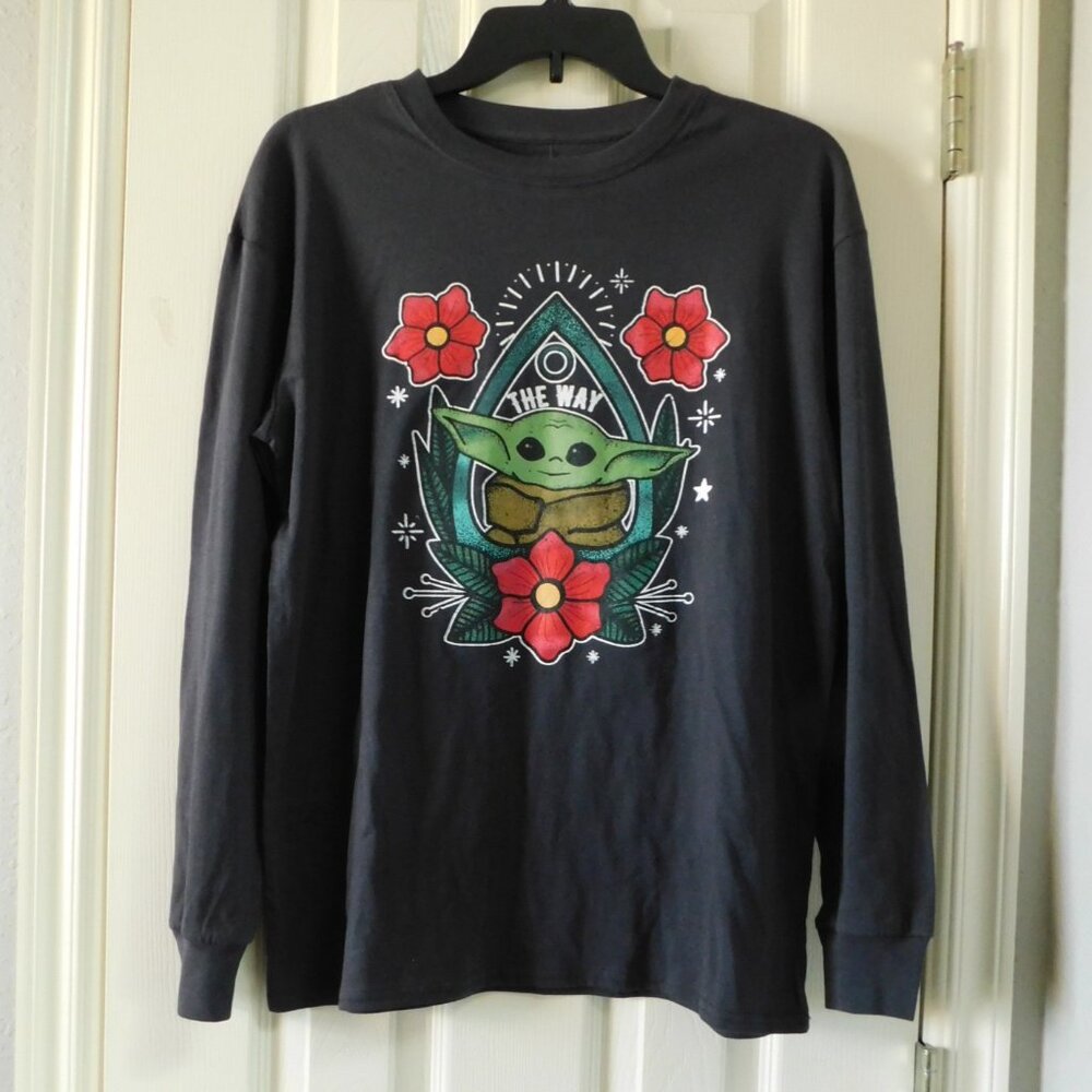 FIFTH SUN Womens Graphic T-Shirt Baby Yoda Long Sleeve Juniors Medium